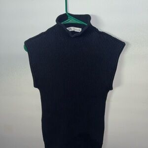 Zara Women's Black Sleeveless Turtleneck Sweater